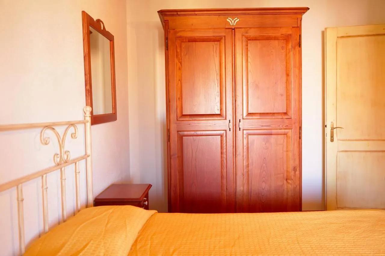 Mereu Central Apartment Villasimius Italien
