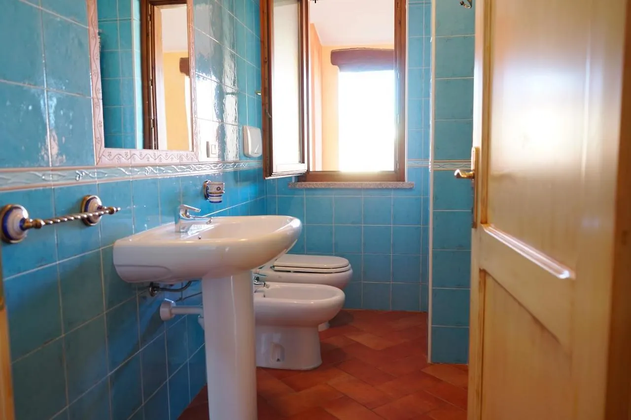 Mereu Central Apartment Villasimius 0*,